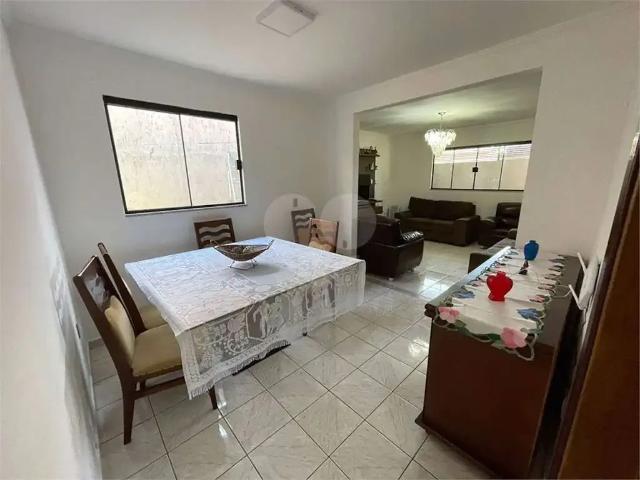 Casa / Sobrado em Condomínio para Venda em Bauru/SP Parque São João 3 Quartos