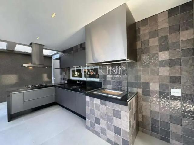 Casa / Sobrado em Condomínio para Venda em Bauru/SP Residencial Spazio Verde Comendador 4 Quartos