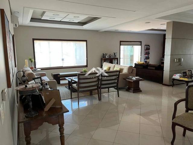 Casa / Sobrado em Condomínio para Venda em Bauru/SP Residencial Tivoli 4 Quartos
