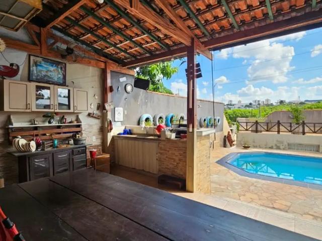 Casa / Sobrado em Condomínio para Venda em Bauru/SP Vila Silva Pinto 3 Quartos