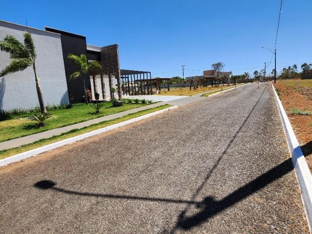 Casa / Sobrado em Condomínio para Venda em Bela Vista de Goiás/GO Centro