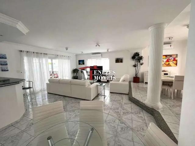 Casa / Sobrado em Condomínio para Venda em Bertioga/SP Condomínio Hanga Roa 5 Quartos