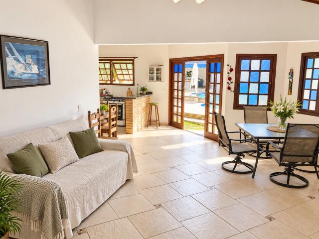 Casa / Sobrado em Condomínio para Venda em Bertioga/SP Centro 4 Quartos