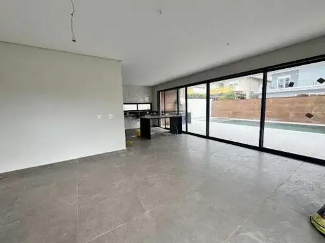 Casa / Sobrado em Condomínio para Venda em Bertioga/SP Maitinga 4 Quartos