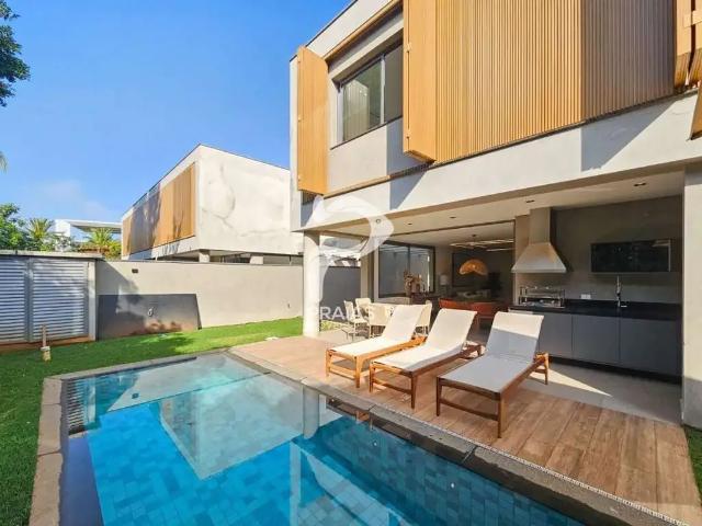 Casa / Sobrado em Condomínio para Venda em Bertioga/SP Riviera 4 Quartos