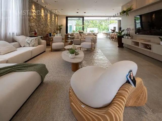 Casa / Sobrado em Condomínio para Venda em Bertioga/SP Riviera 5 Quartos