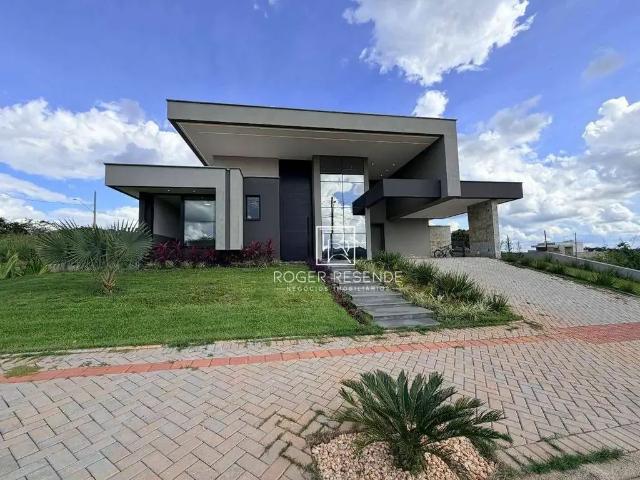 Casa / Sobrado em Condomínio para Venda em Betim/MG Cachoeira 4 Quartos