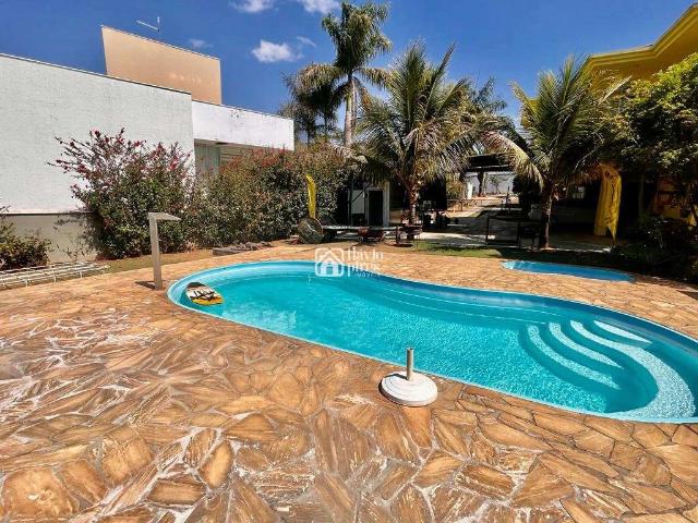 Casa / Sobrado em Condomínio para Venda em Betim/MG Residencial Montserrat 4 Quartos