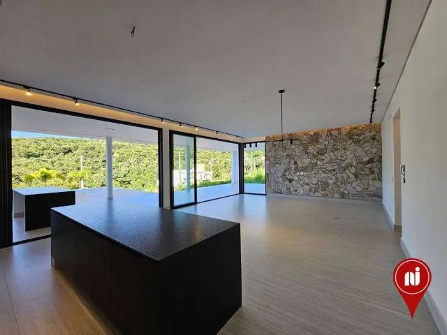 Casa / Sobrado em Condomínio para Venda em Betim/MG Vianópolis 4 Quartos