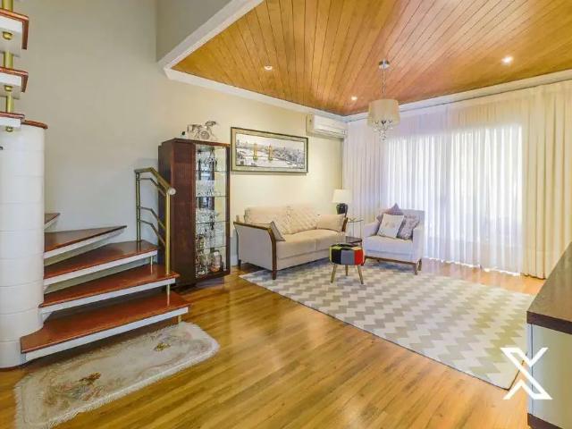 Casa / Sobrado em Condomínio para Venda em Blumenau/SC Garcia 3 Quartos
