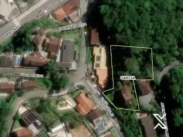 Casa / Sobrado em Condomínio para Venda em Blumenau/SC Garcia 3 Quartos