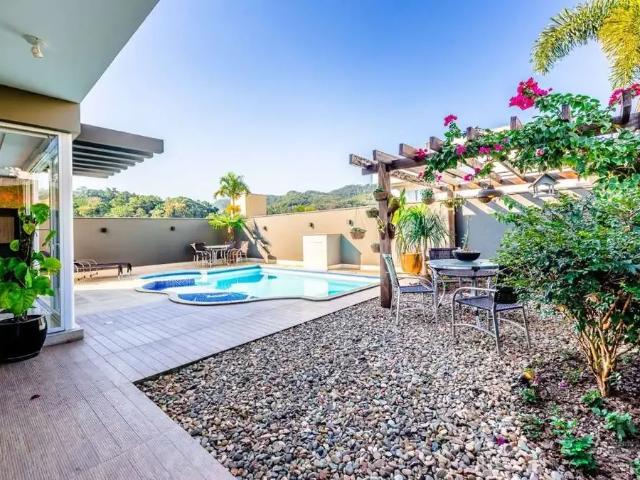 Casa / Sobrado em Condomínio para Venda em Blumenau/SC Itoupava Central 3 Quartos