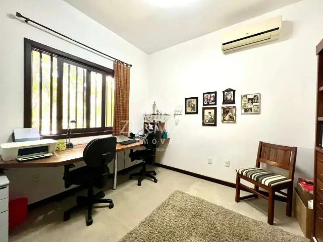 Casa / Sobrado em Condomínio para Venda em Blumenau/SC Vorstadt 3 Quartos
