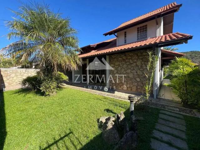 Casa / Sobrado em Condomínio para Venda em Blumenau/SC Vorstadt 3 Quartos