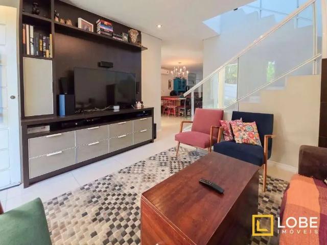Casa / Sobrado em Condomínio para Venda em Blumenau/SC Velha 3 Quartos