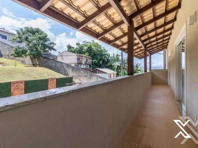 Casa / Sobrado em Condomínio para Venda em Blumenau/SC Vila Nova 3 Quartos