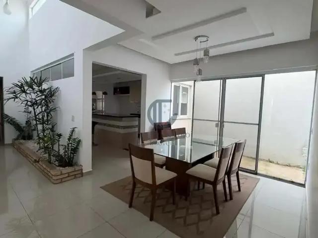 Casa / Sobrado em Condomínio para Venda em Boituva/SP Portal dos Pássaros II 4 Quartos