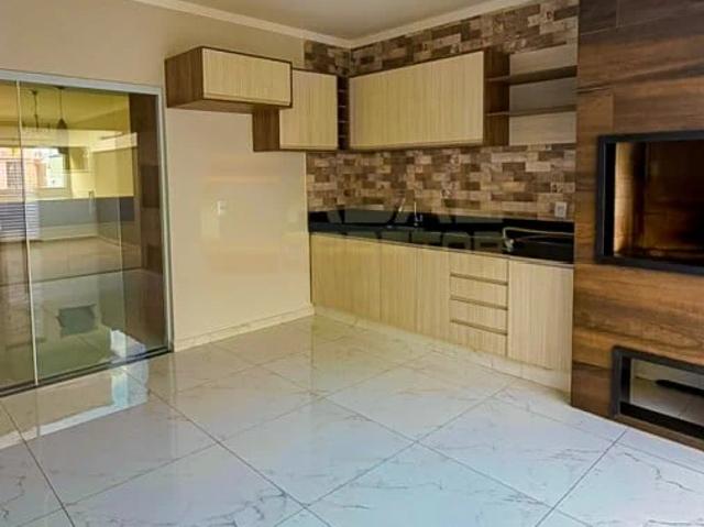Casa / Sobrado em Condomínio para Venda em Botucatu/SP Lívia III 3 Quartos