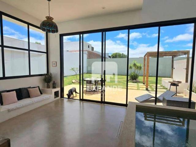 Casa / Sobrado em Condomínio para Venda em Botucatu/SP Residencial Parque Laguna I 3 Quartos