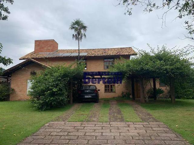 Casa / Sobrado em Condomínio para Venda em Bragança Paulista/SP Guaripocaba 3 Quartos