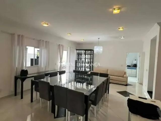 Casa / Sobrado em Condomínio para Venda em Bragança Paulista/SP Residencial Euroville 4 Quartos