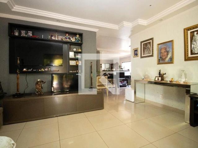 Casa / Sobrado em Condomínio para Venda em Brasília/DF Águas Claras 4 Quartos