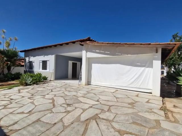 Casa / Sobrado em Condomínio para Venda em Brasília/DF Setor Habitacional Jardim Botânico 4 Quartos