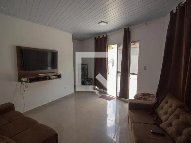Casa / Sobrado em Condomínio para Venda em Brasília/DF Taguatinga 4 Quartos