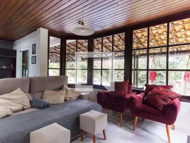 Casa / Sobrado em Condomínio para Venda em Brumadinho/MG Retiro do Chalé 3 Quartos
