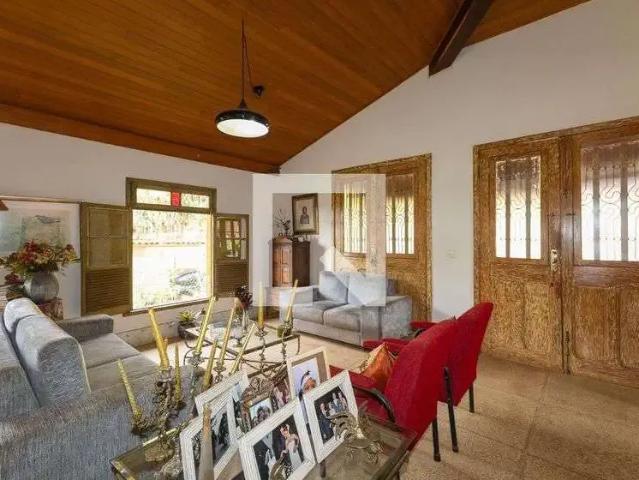 Casa / Sobrado em Condomínio para Venda em Brumadinho/MG Retiro do Chalé 4 Quartos