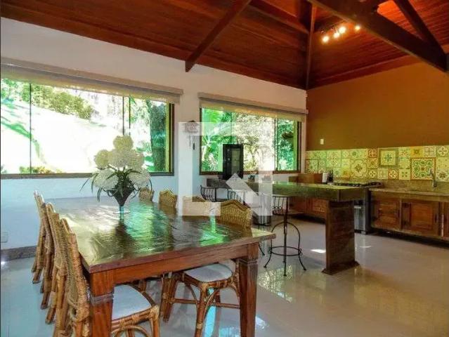 Casa / Sobrado em Condomínio para Venda em Brumadinho/MG Retiro do Chalé 5 Quartos