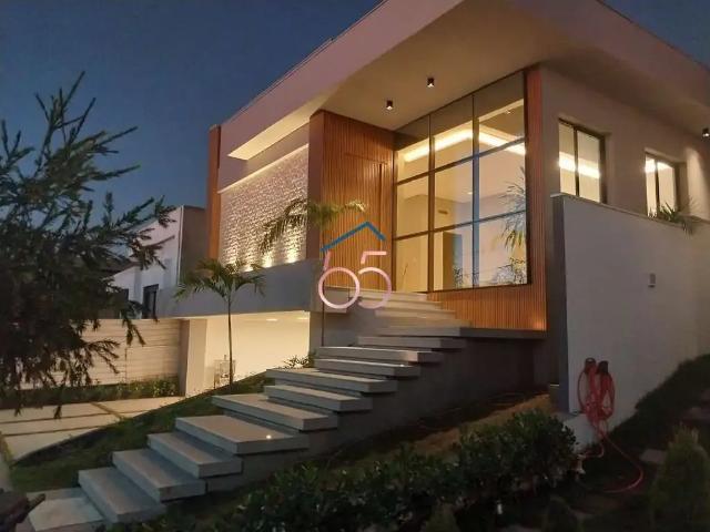Casa / Sobrado em Condomínio para Venda em Cuiabá/MT Despraiado 5 Quartos