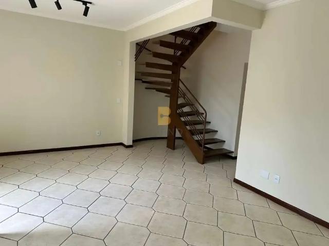 Casa / Sobrado em Condomínio para Venda em Cuiabá/MT Jardim Califórnia 3 Quartos
