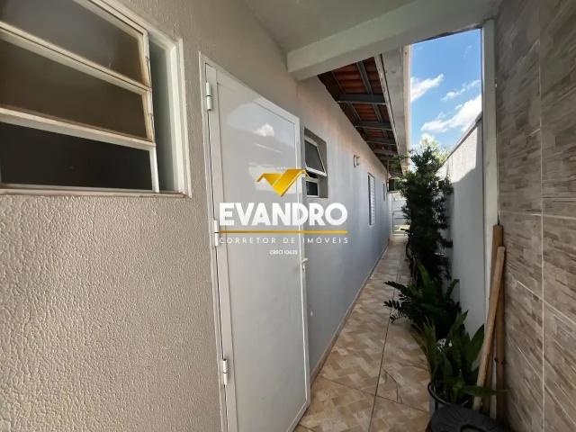 Casa / Sobrado em Condomínio para Venda em Cuiabá/MT Jardim Imperial 3 Quartos