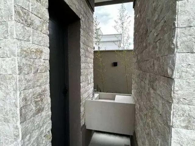 Casa / Sobrado em Condomínio para Venda em Cuiabá/MT Jardim Itália 4 Quartos