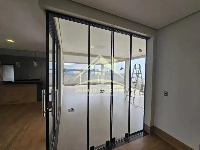 Casa / Sobrado em Condomínio para Venda em Chapada dos Guimarães/MT Zona Rural 3 Quartos