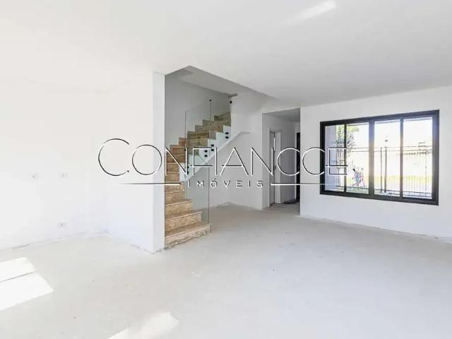 Casa / Sobrado em Condomínio para Venda em Curitiba/PR Cajuru 3 Quartos