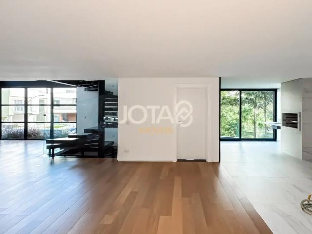 Casa / Sobrado em Condomínio para Venda em Curitiba/PR Campo Comprido 3 Quartos