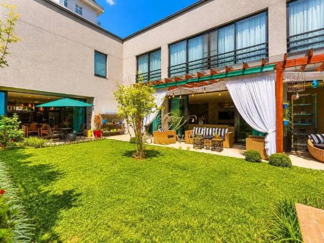 Casa / Sobrado em Condomínio para Venda em Curitiba/PR Campo Comprido 4 Quartos