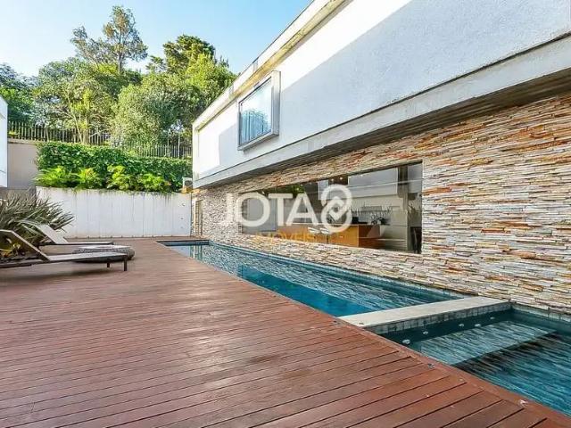 Casa / Sobrado em Condomínio para Venda em Curitiba/PR Campo Comprido 4 Quartos