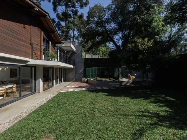 Casa / Sobrado em Condomínio para Venda em Curitiba/PR Campo Comprido 6 Quartos