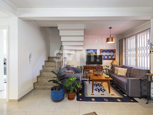 Casa / Sobrado em Condomínio para Venda em Curitiba/PR Campina do Siqueira 3 Quartos