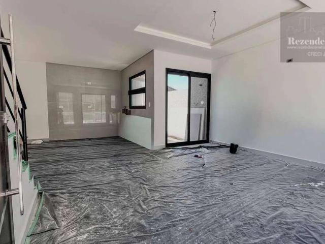 Casa / Sobrado em Condomínio para Venda em Curitiba/PR Capão Raso 3 Quartos