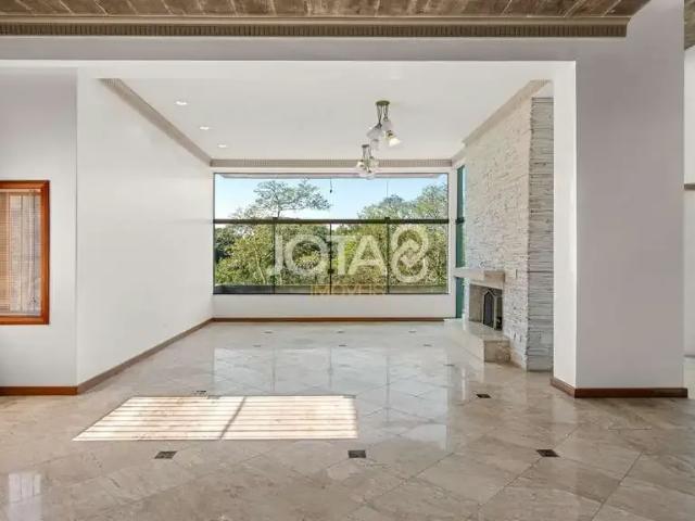 Casa / Sobrado em Condomínio para Venda em Curitiba/PR Cascatinha 4 Quartos