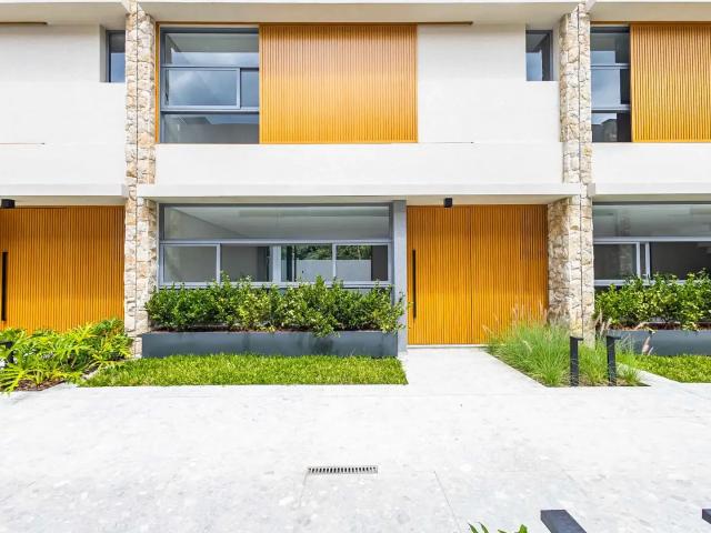 Casa / Sobrado em Condomínio para Venda em Curitiba/PR Cascatinha 3 Quartos