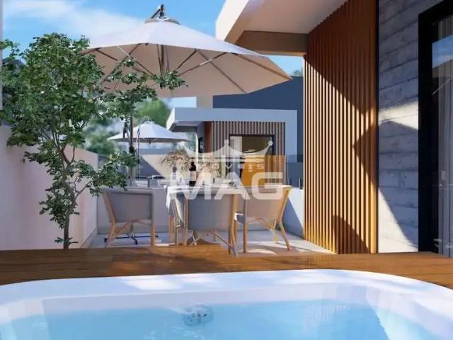 Casa / Sobrado em Condomínio para Venda em Curitiba/PR Água Verde 3 Quartos