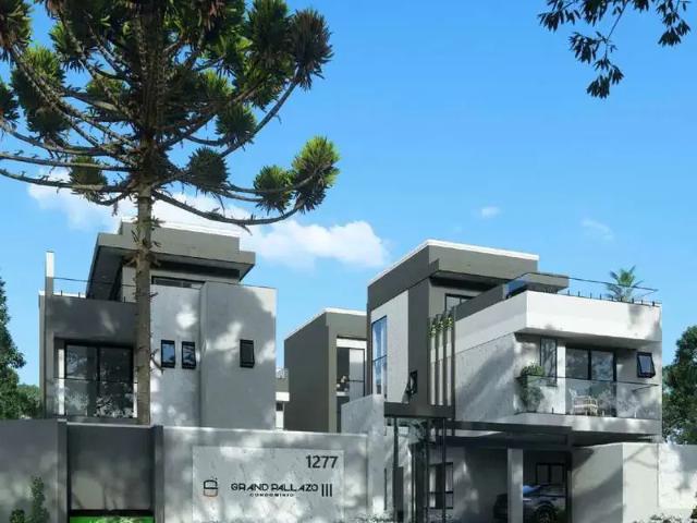 Casa / Sobrado em Condomínio para Venda em Curitiba/PR Alto da Rua XV 3 Quartos