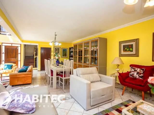 Casa / Sobrado em Condomínio para Venda em Curitiba/PR Alto da Rua XV 5 Quartos