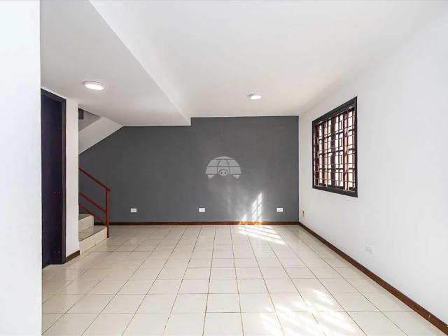 Casa / Sobrado em Condomínio para Venda em Curitiba/PR Boa Vista 3 Quartos