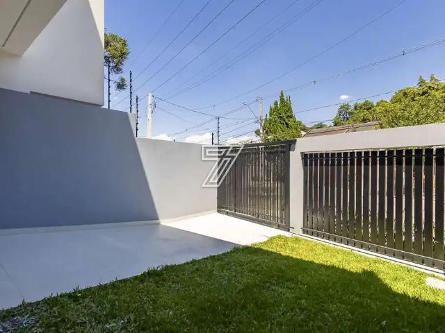 Casa / Sobrado em Condomínio para Venda em Curitiba/PR Bom Retiro 4 Quartos